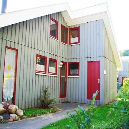 Holiday home Mirow In *